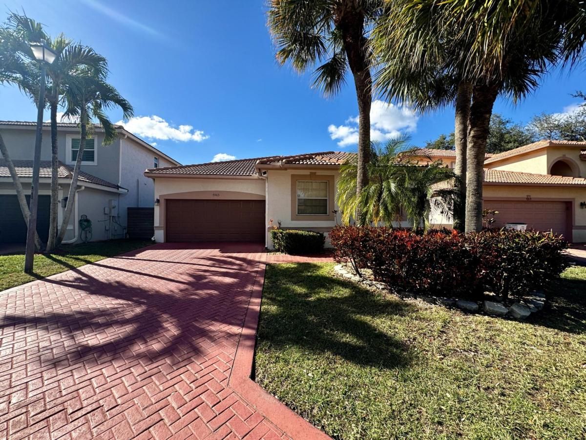 MLS #RX-11153013 image #0