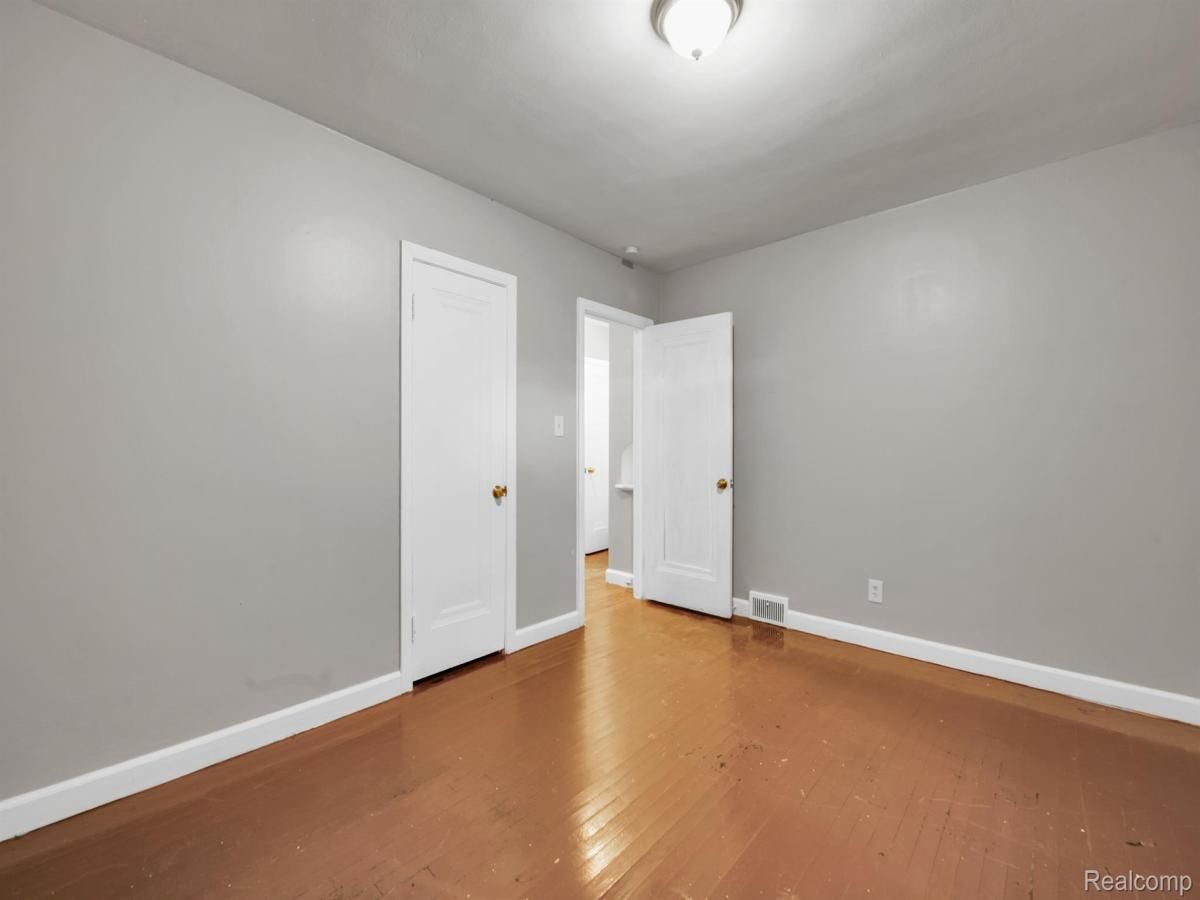 MLS #20250015626 image #0