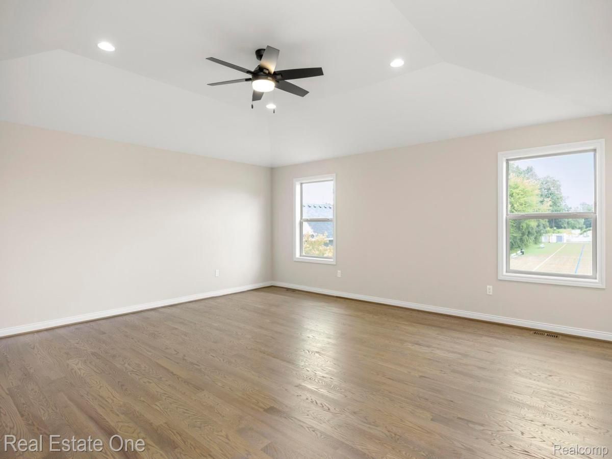 MLS #20251008272 image #0