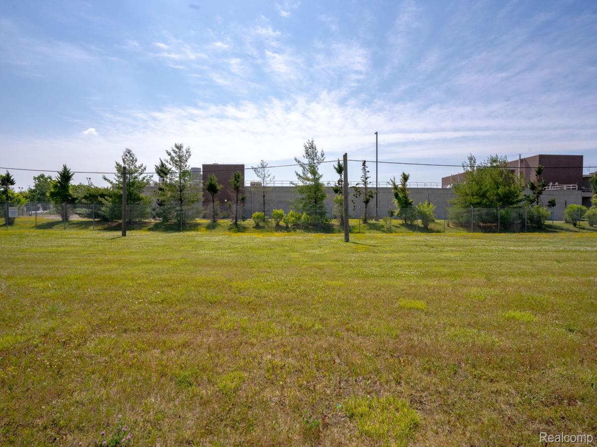 MLS #20251012157 image #0