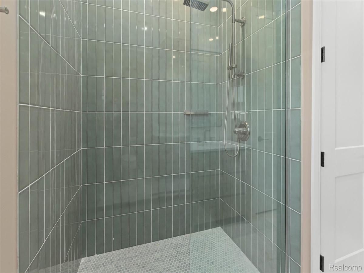 MLS #20251012263 image #0
