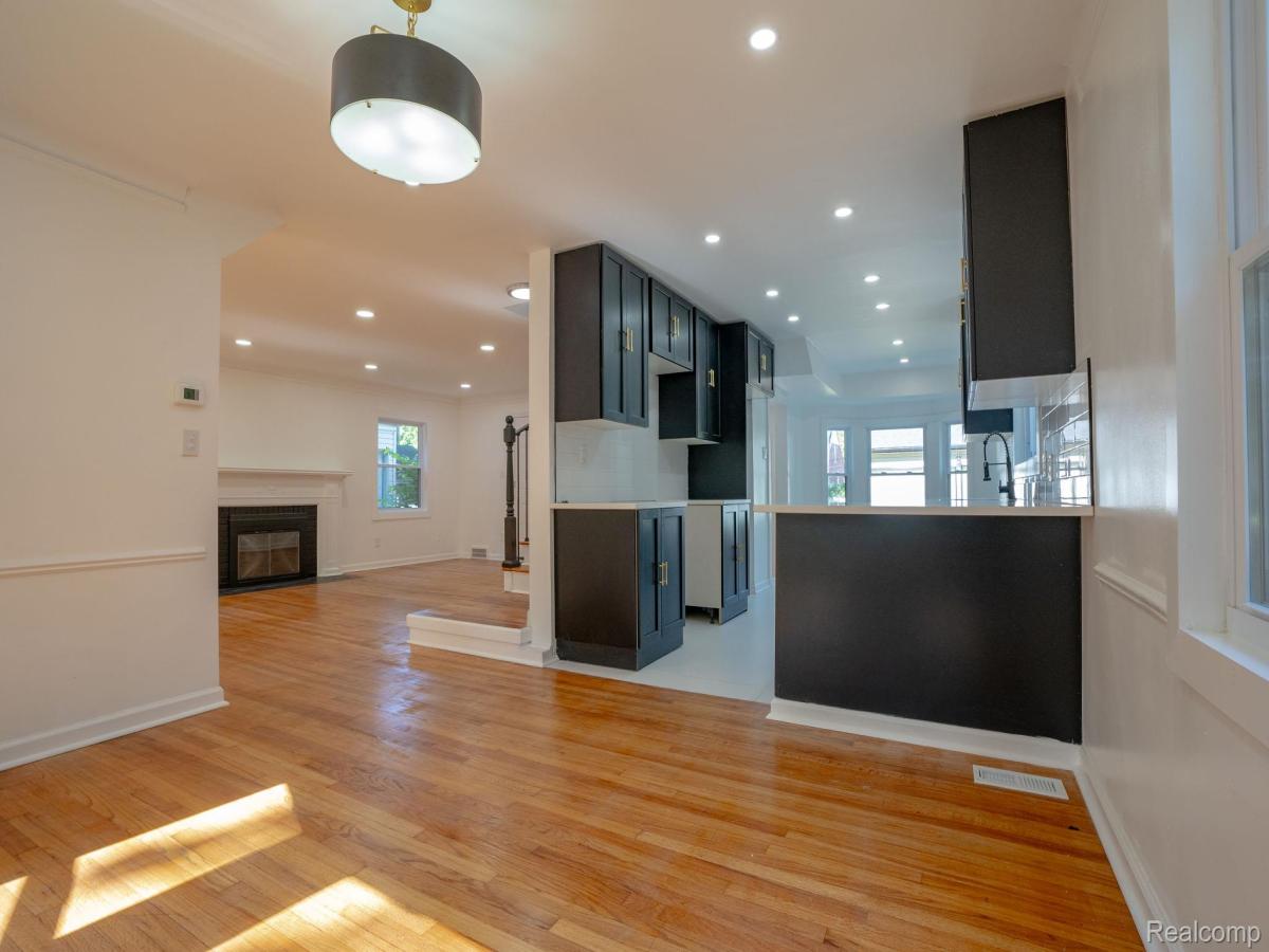 MLS #20251017895 image #0