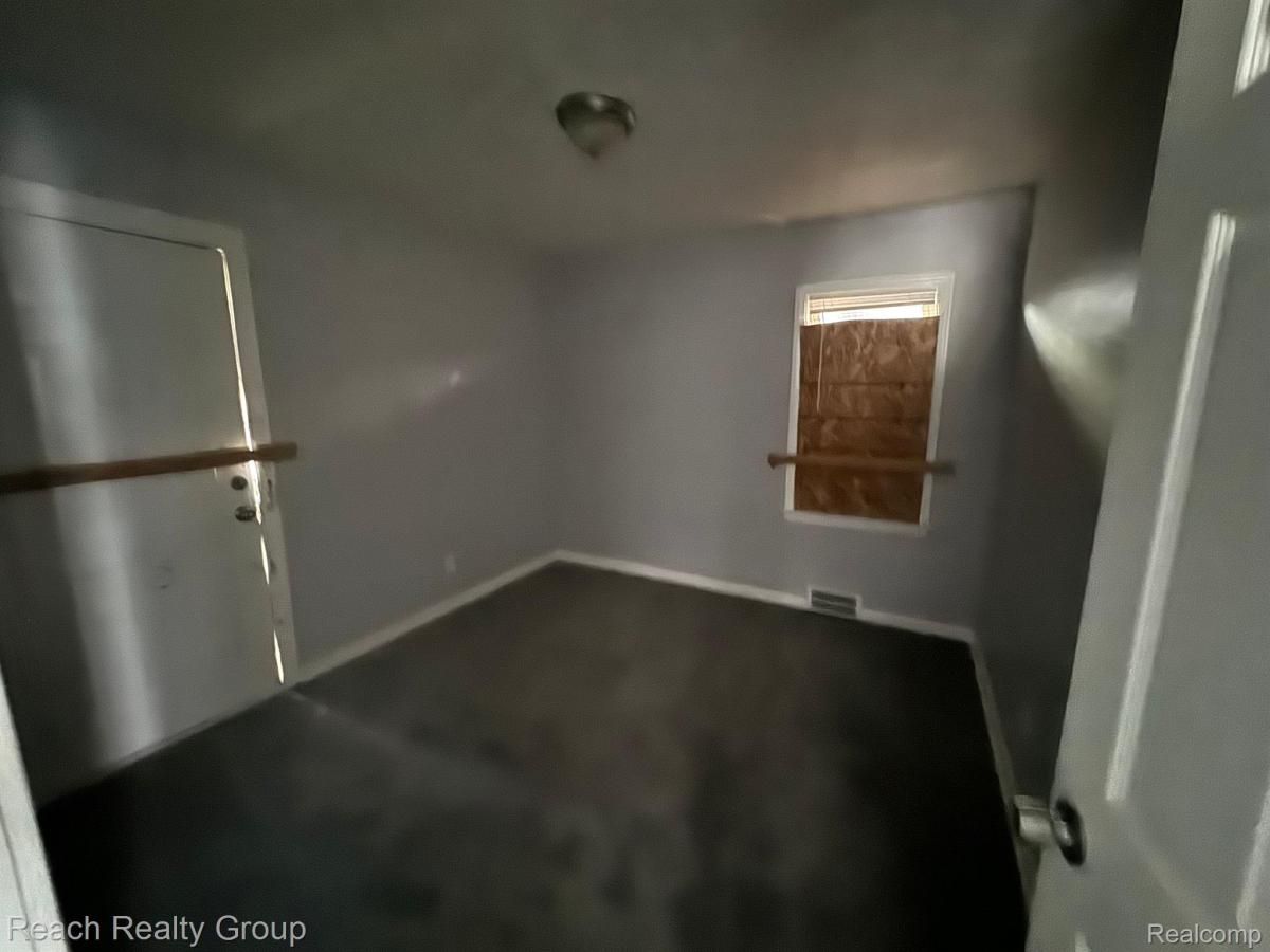 MLS #20251019433 image #0