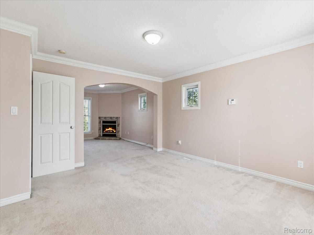 MLS #20251023968 image #0