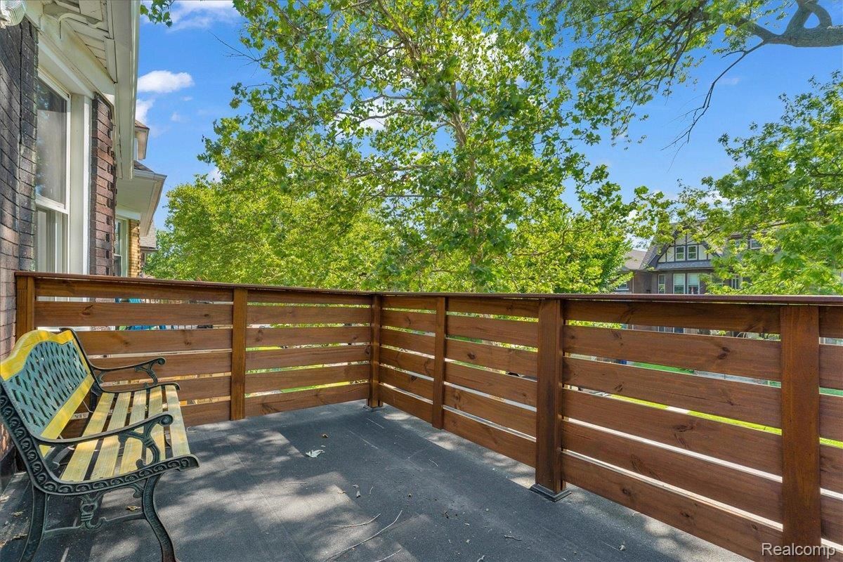 MLS #20251024636 image #0