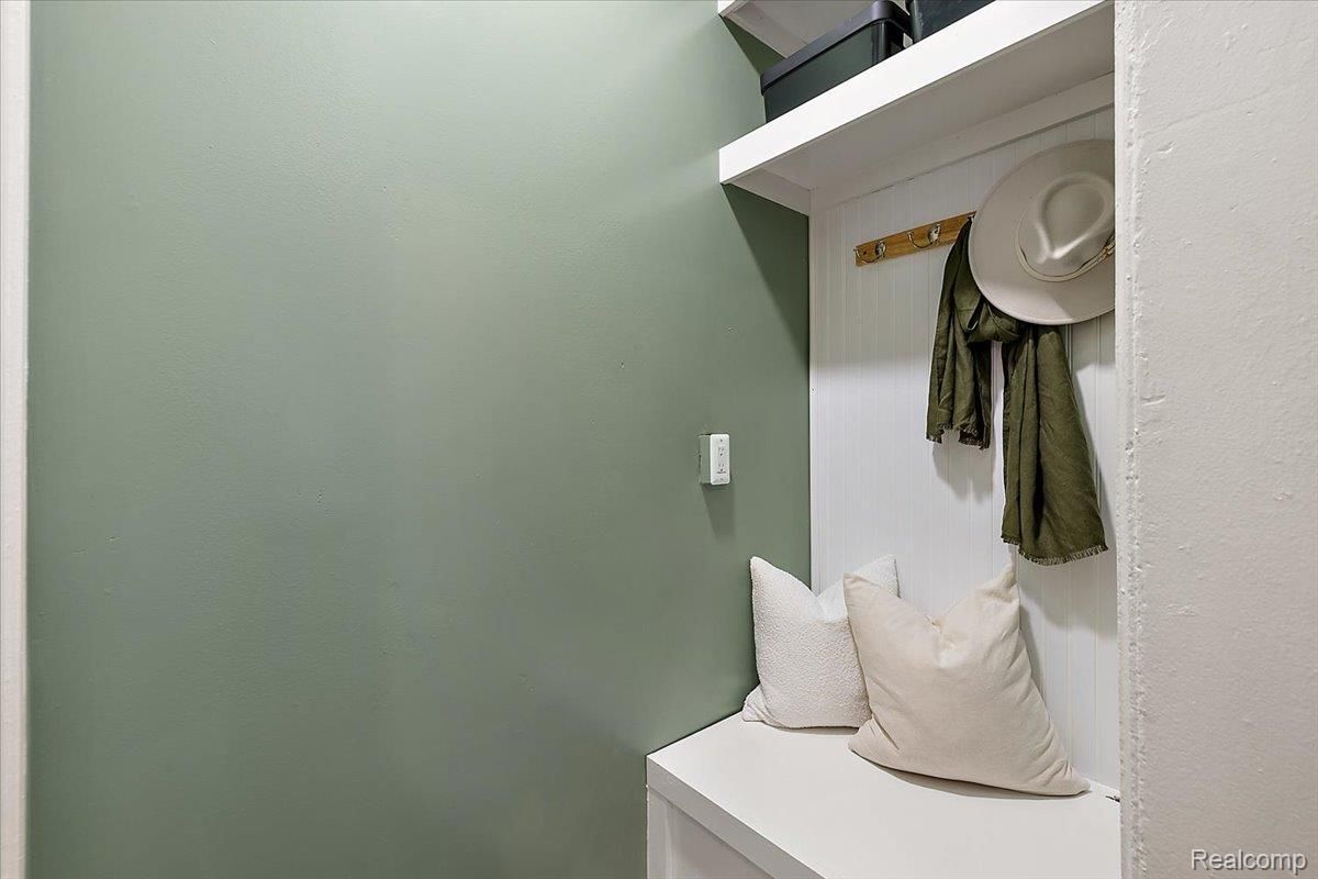 MLS #20251028847 image #0