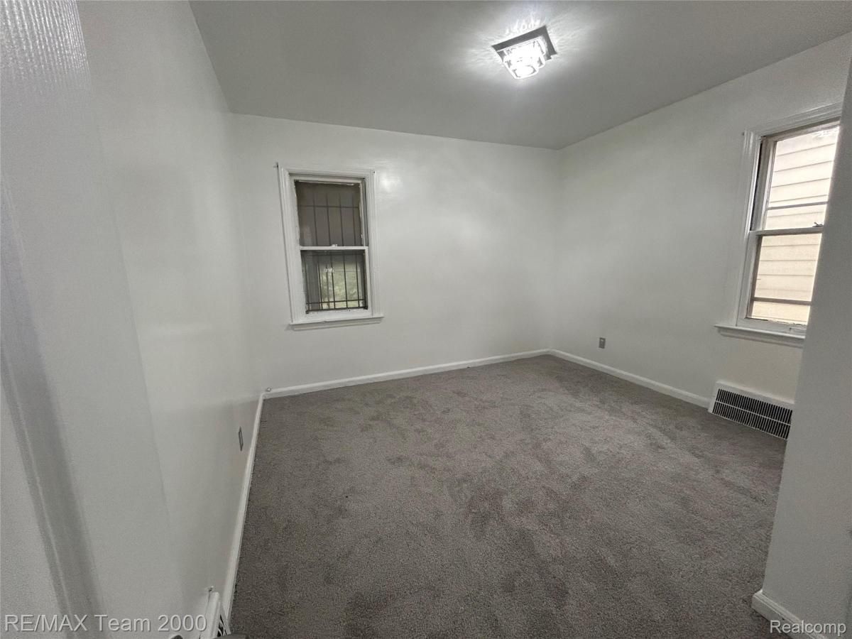 MLS #20251030178 image #0