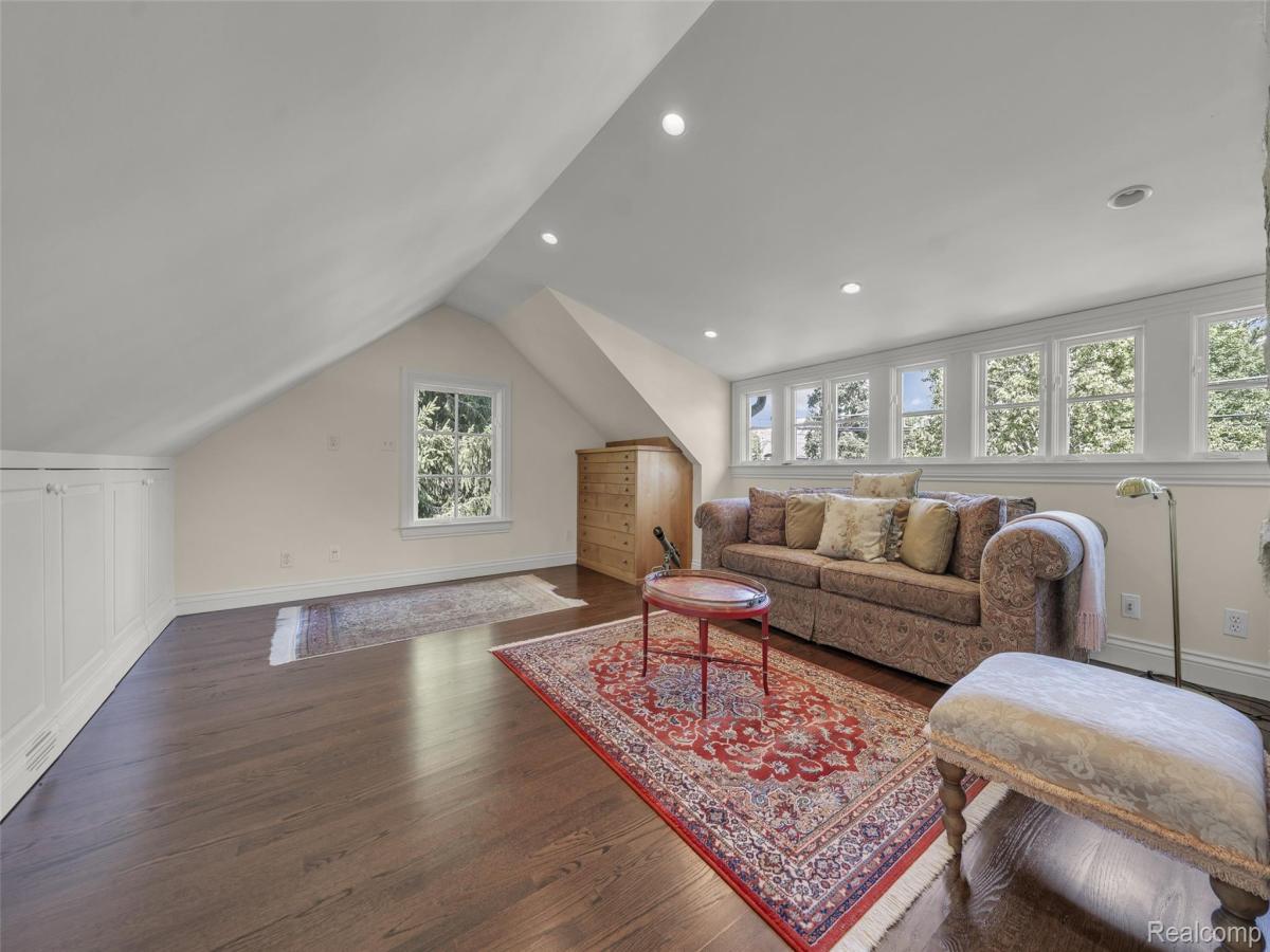 MLS #20251030349 image #0