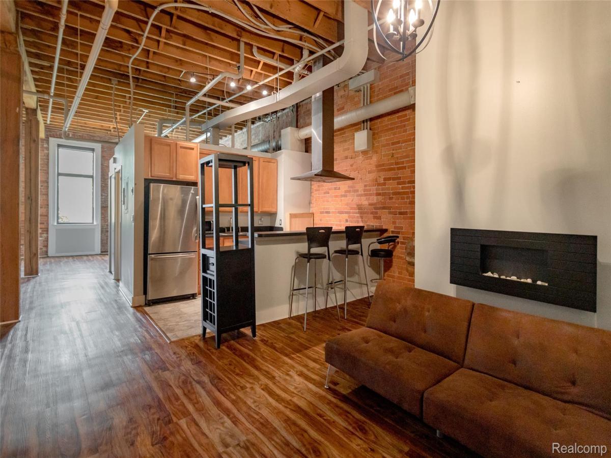 MLS #20251031820 image #0