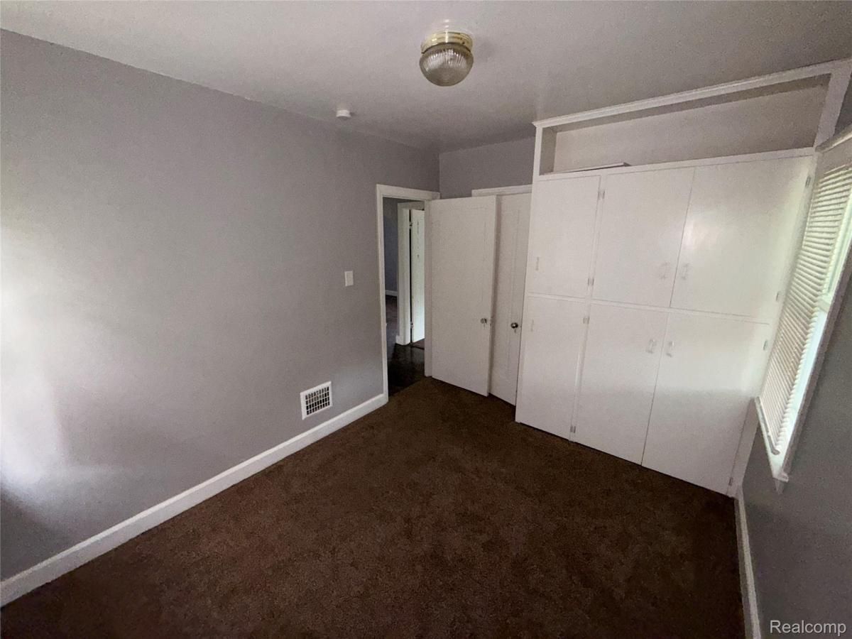 MLS #20251033627 image #0