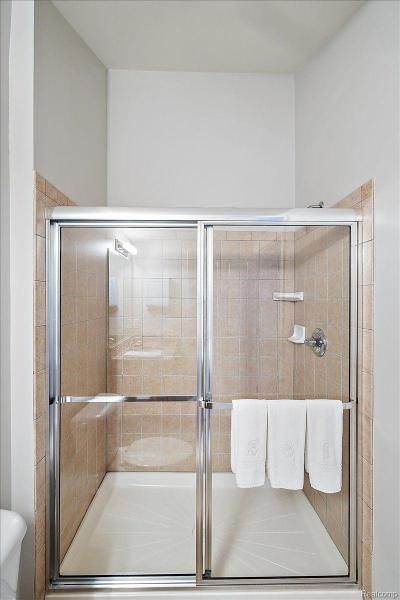 MLS #20251035295 image #0