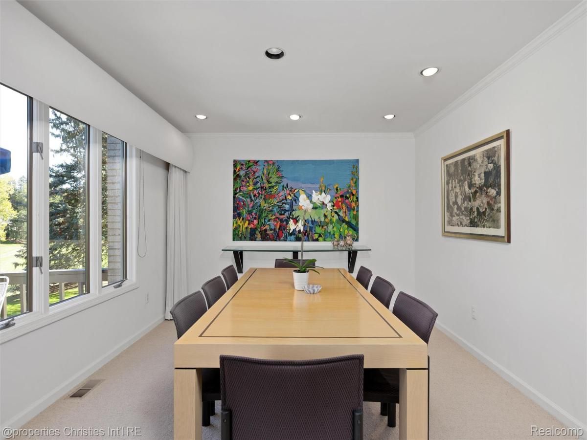 MLS #20251036062 image #0