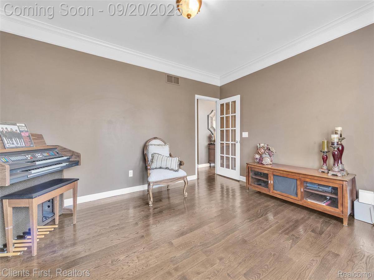 MLS #20251037725 image #0