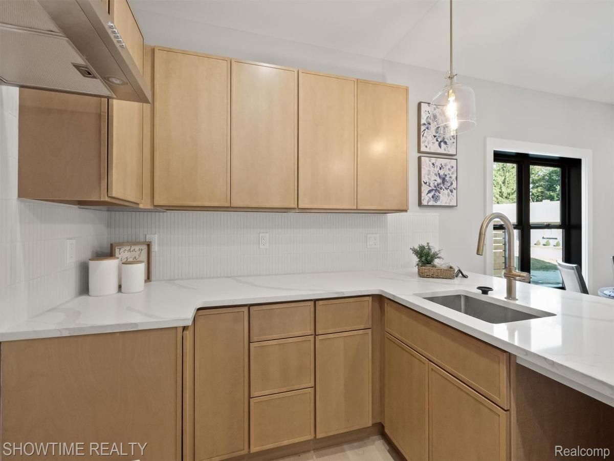 MLS #20251037879 image #0