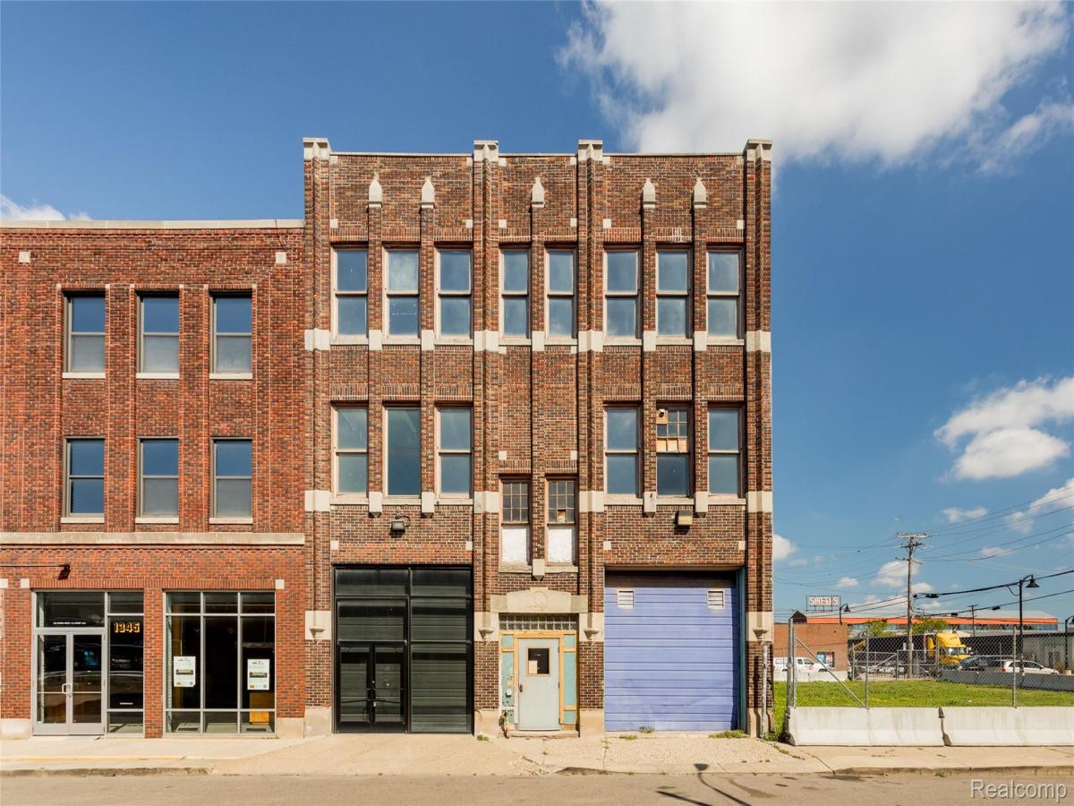 MLS #20251037904 image #0