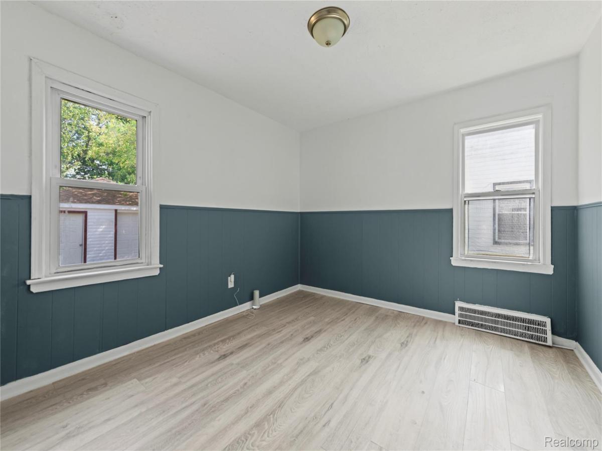 MLS #20251038635 image #0