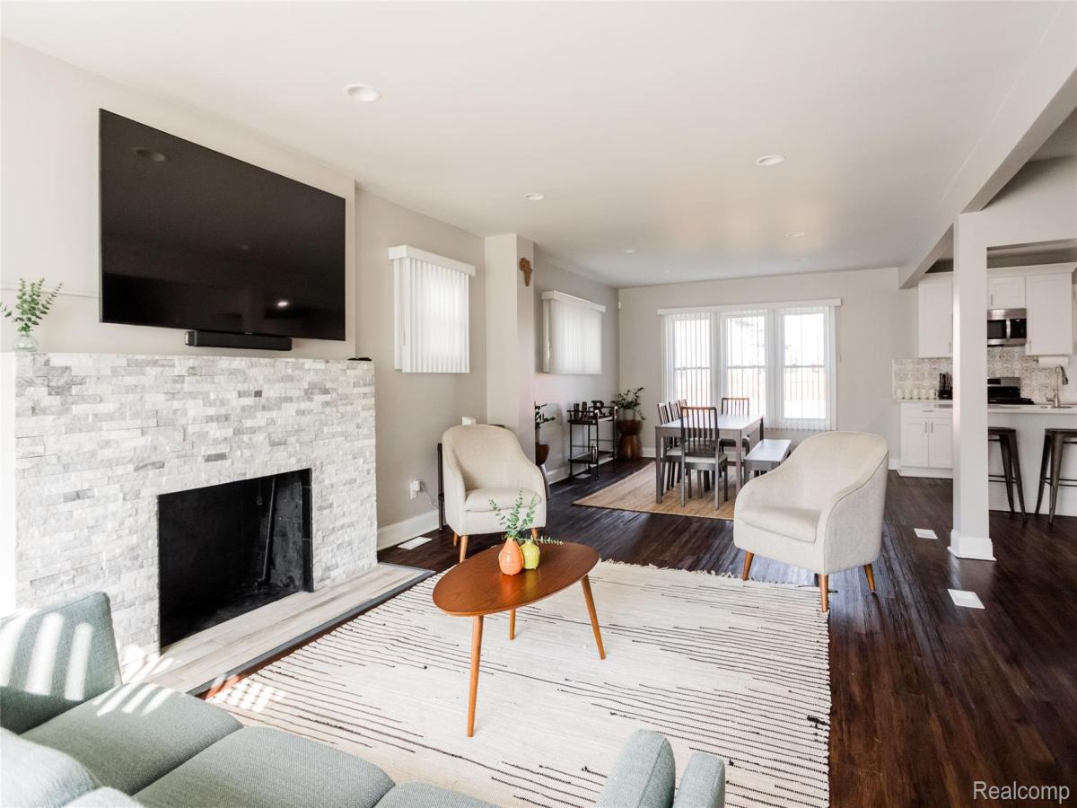 MLS #20251038870 image #0