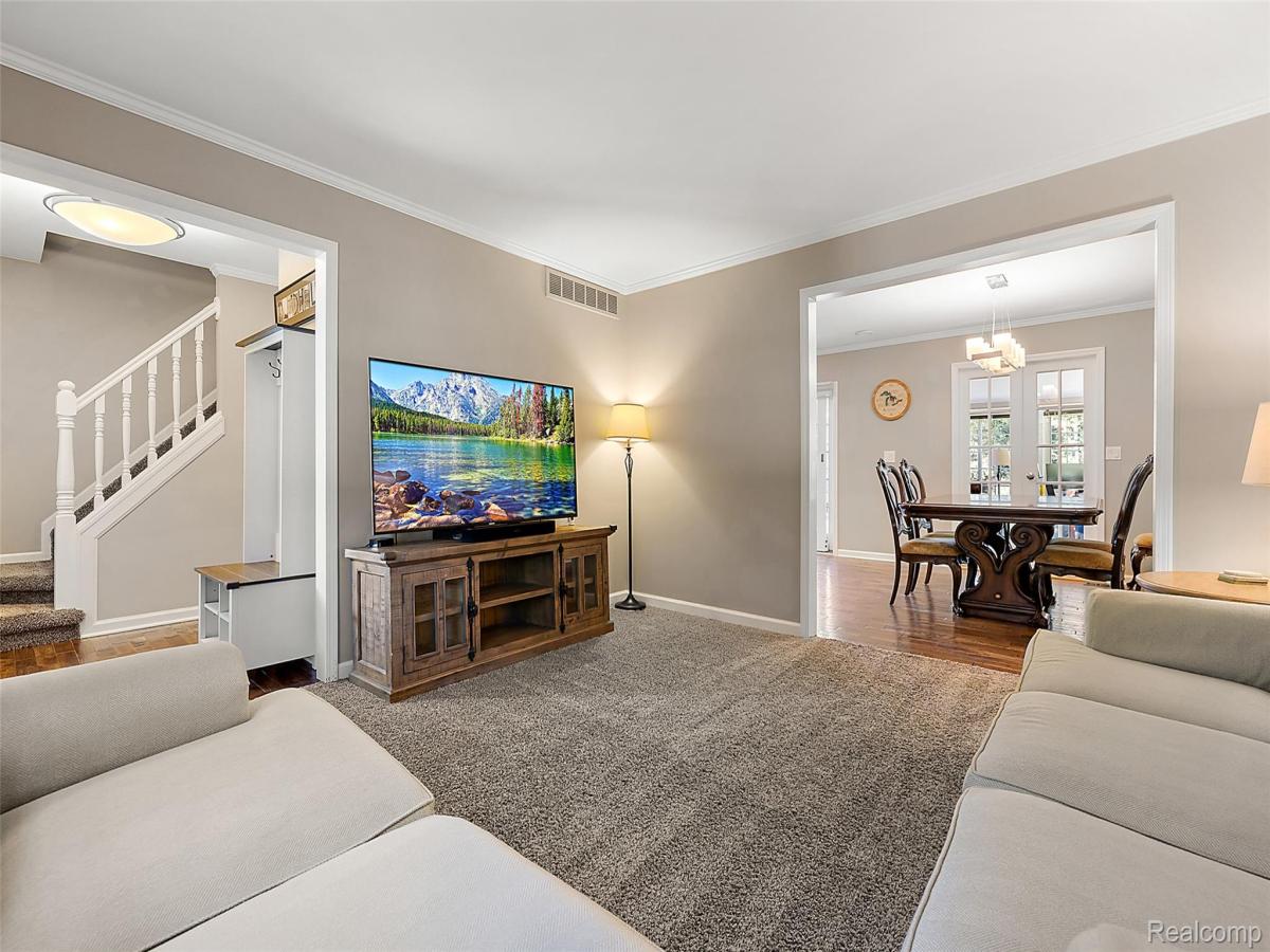 MLS #20251039701 image #0