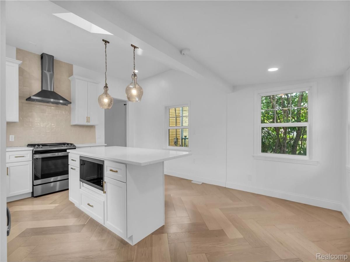 MLS #20251039790 image #0