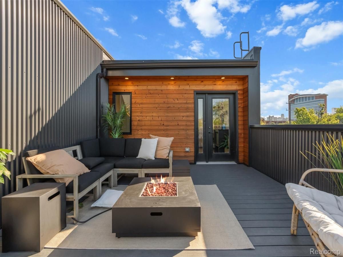 MLS #20251040307 image #0