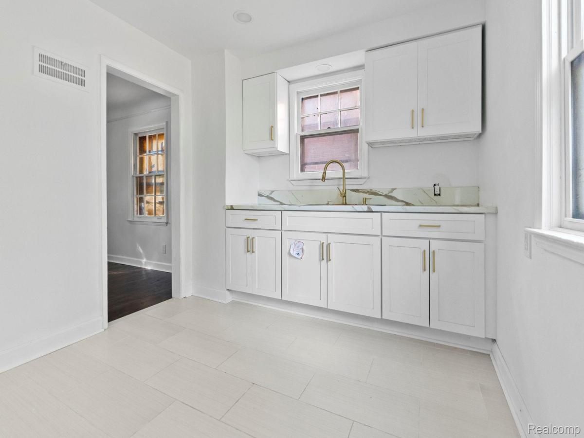 MLS #20251040910 image #0