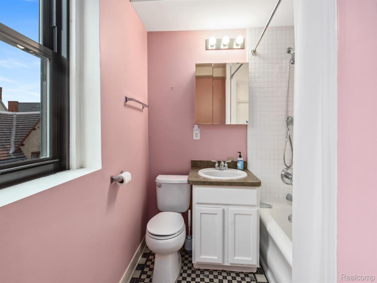 MLS #20251041138 image #0