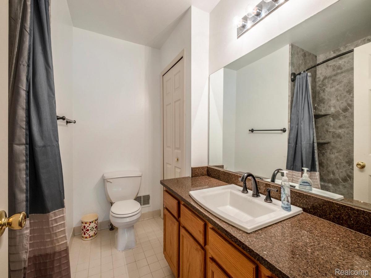 MLS #20251041180 image #0