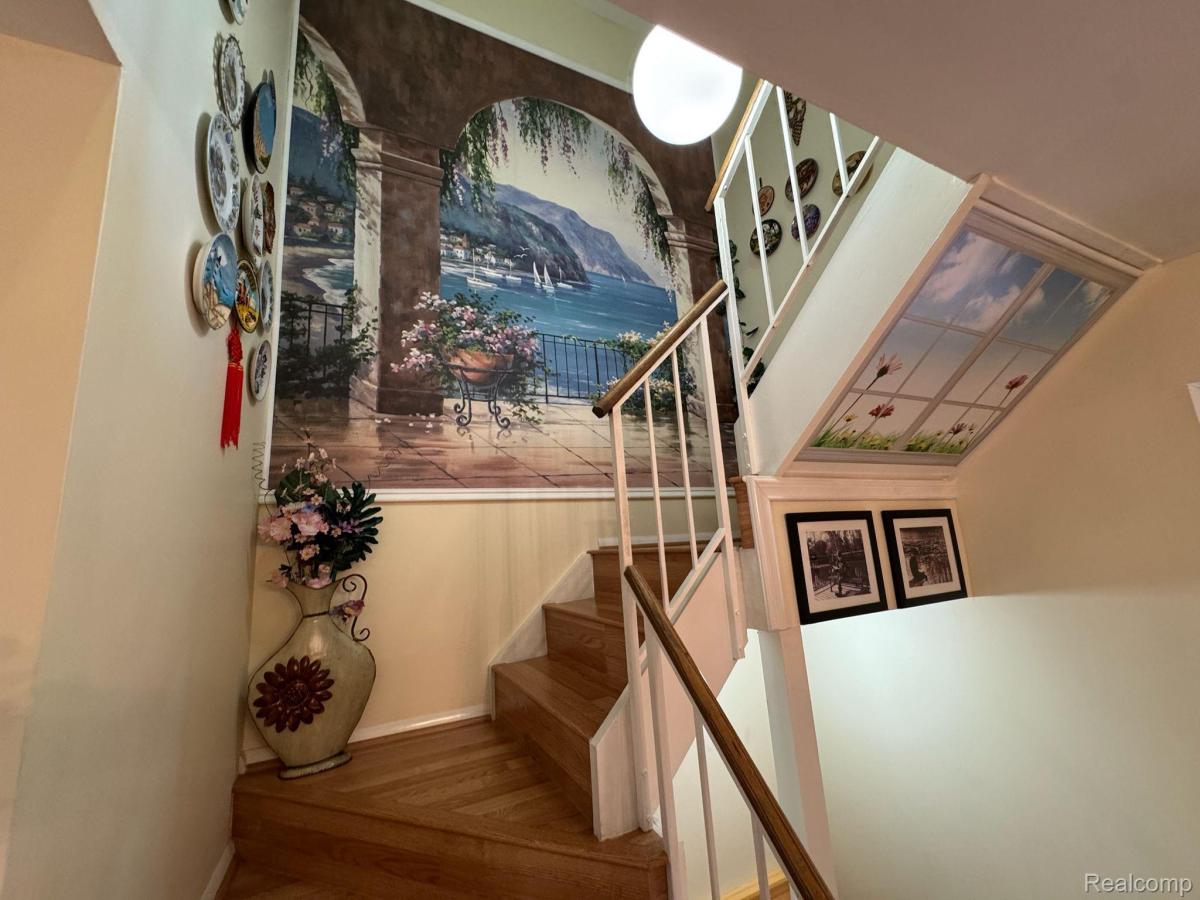 MLS #20251042020 image #0