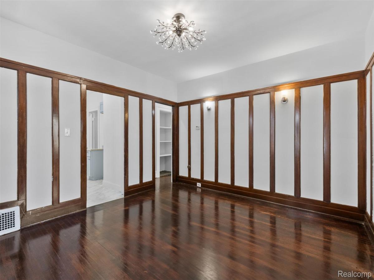 MLS #20251042177 image #0