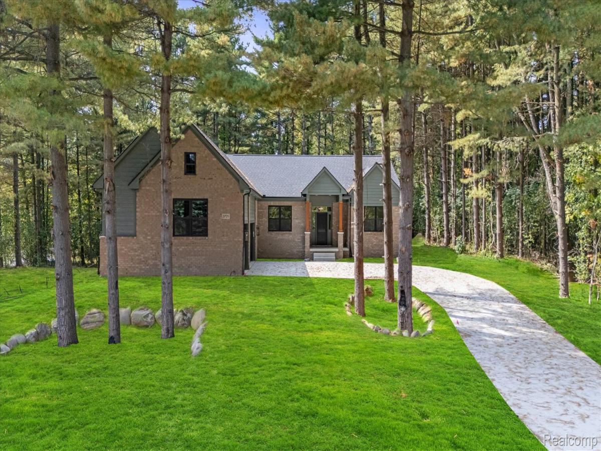 MLS #20251043970 image #0