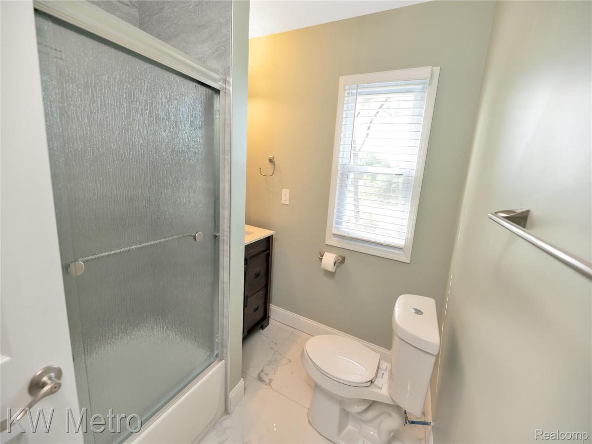 MLS #20251045013 image #0