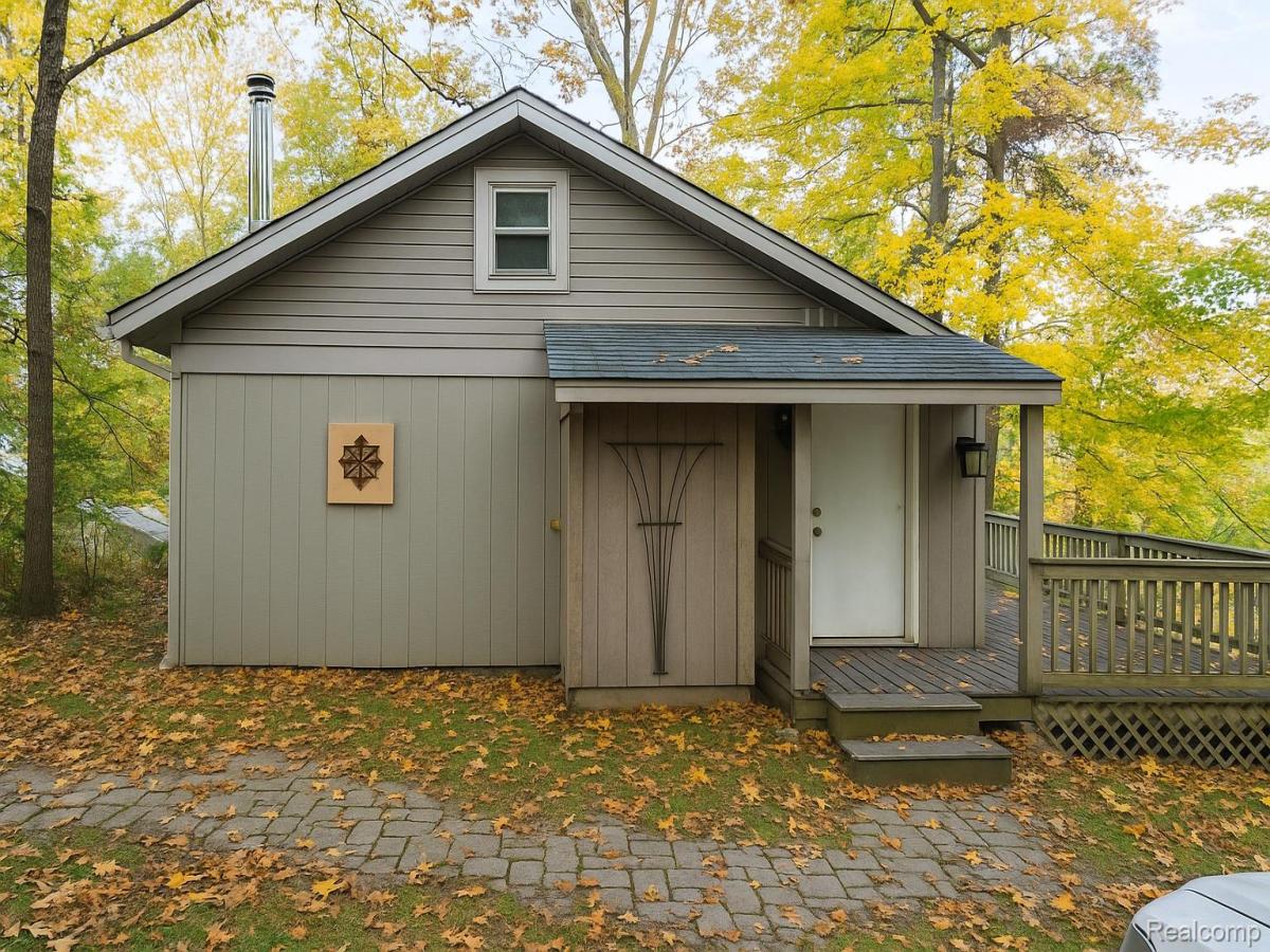 MLS #20251048215 image #0