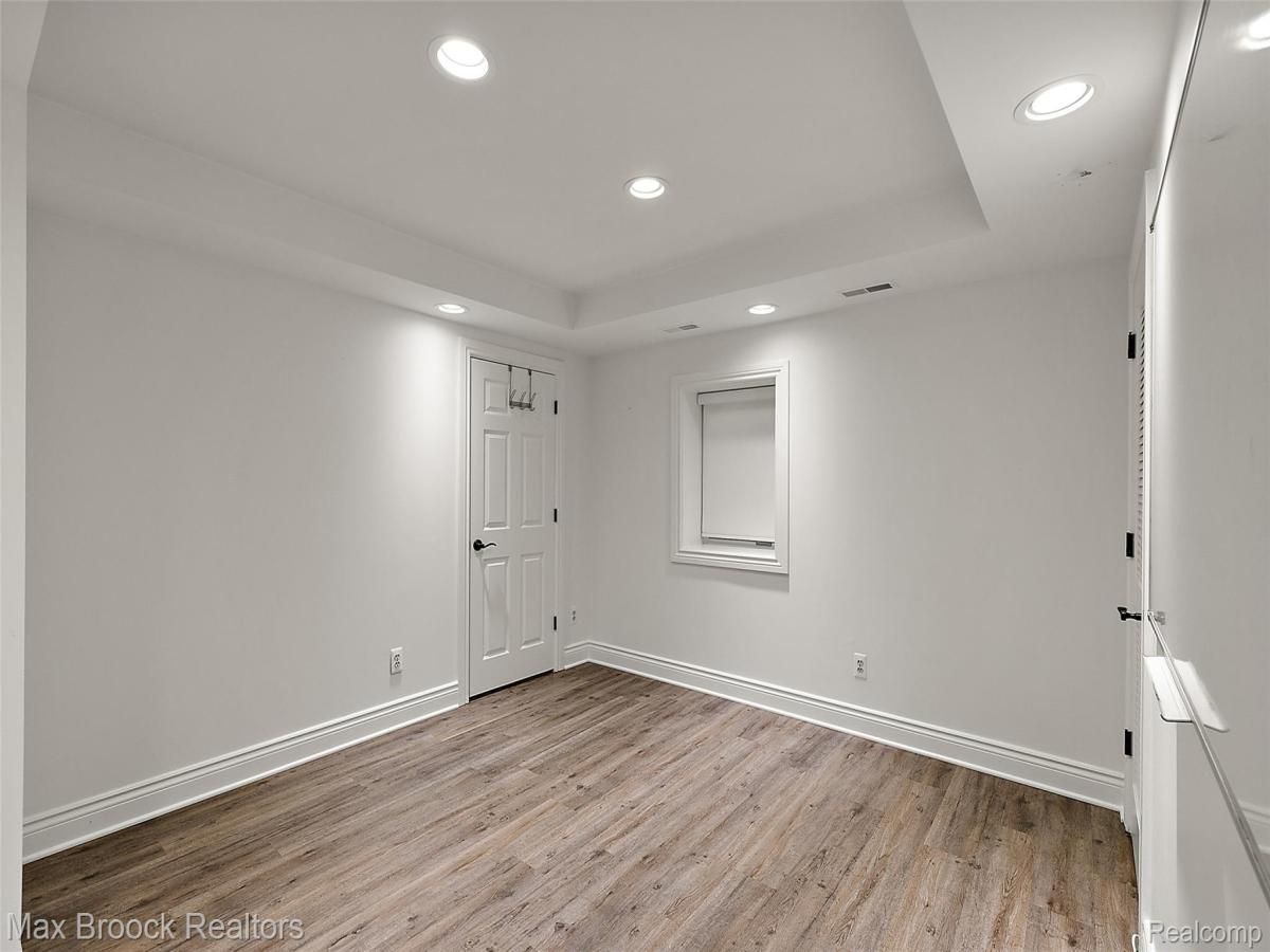 MLS #20251048979 image #0