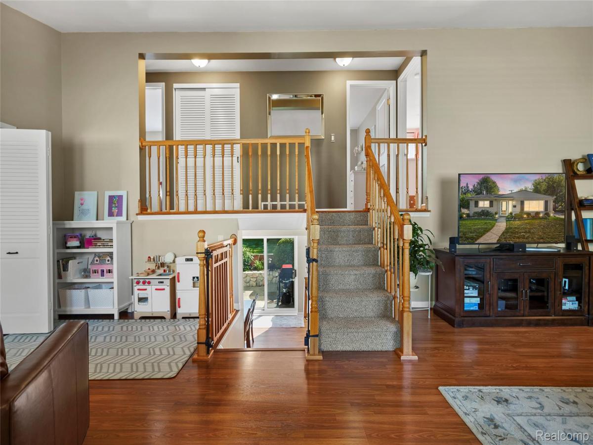 MLS #20251049328 image #0