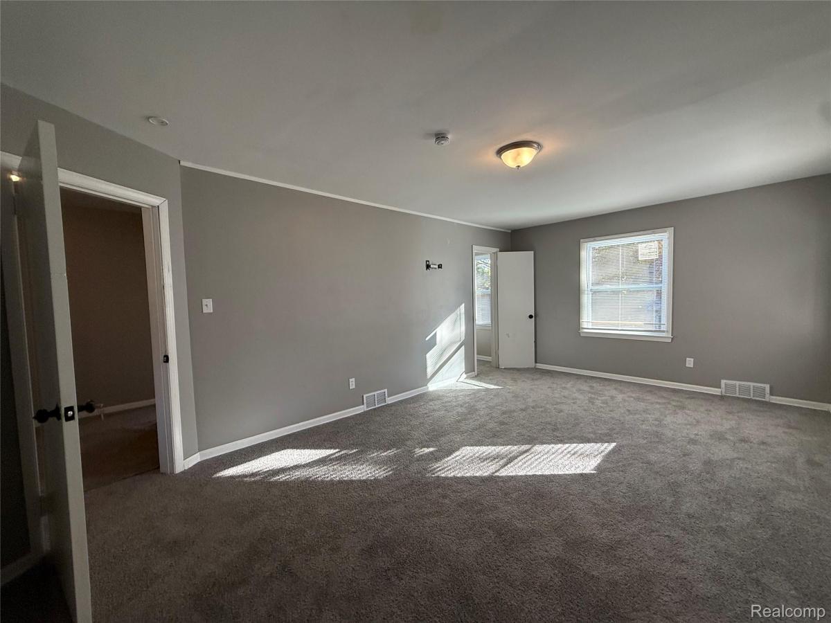 MLS #20251049738 image #0