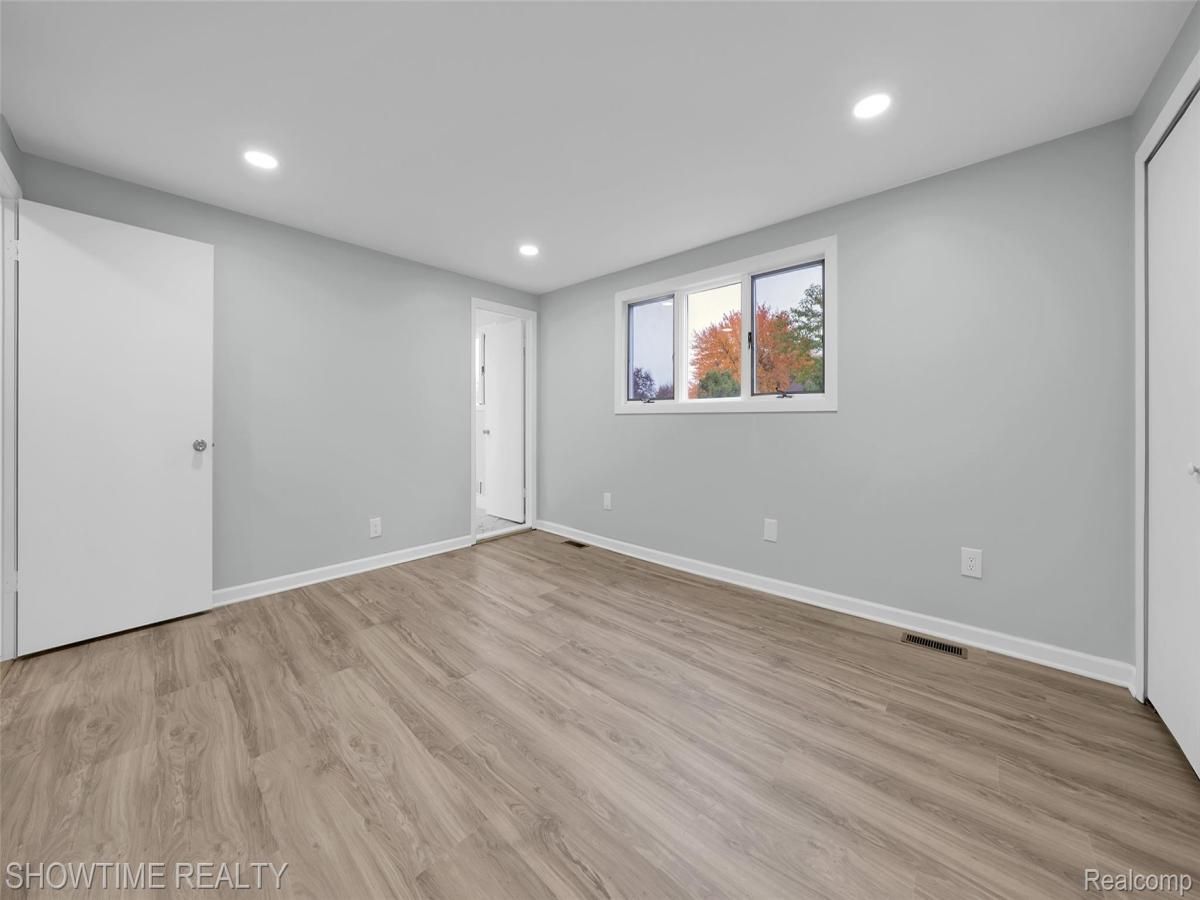 MLS #20251050749 image #0