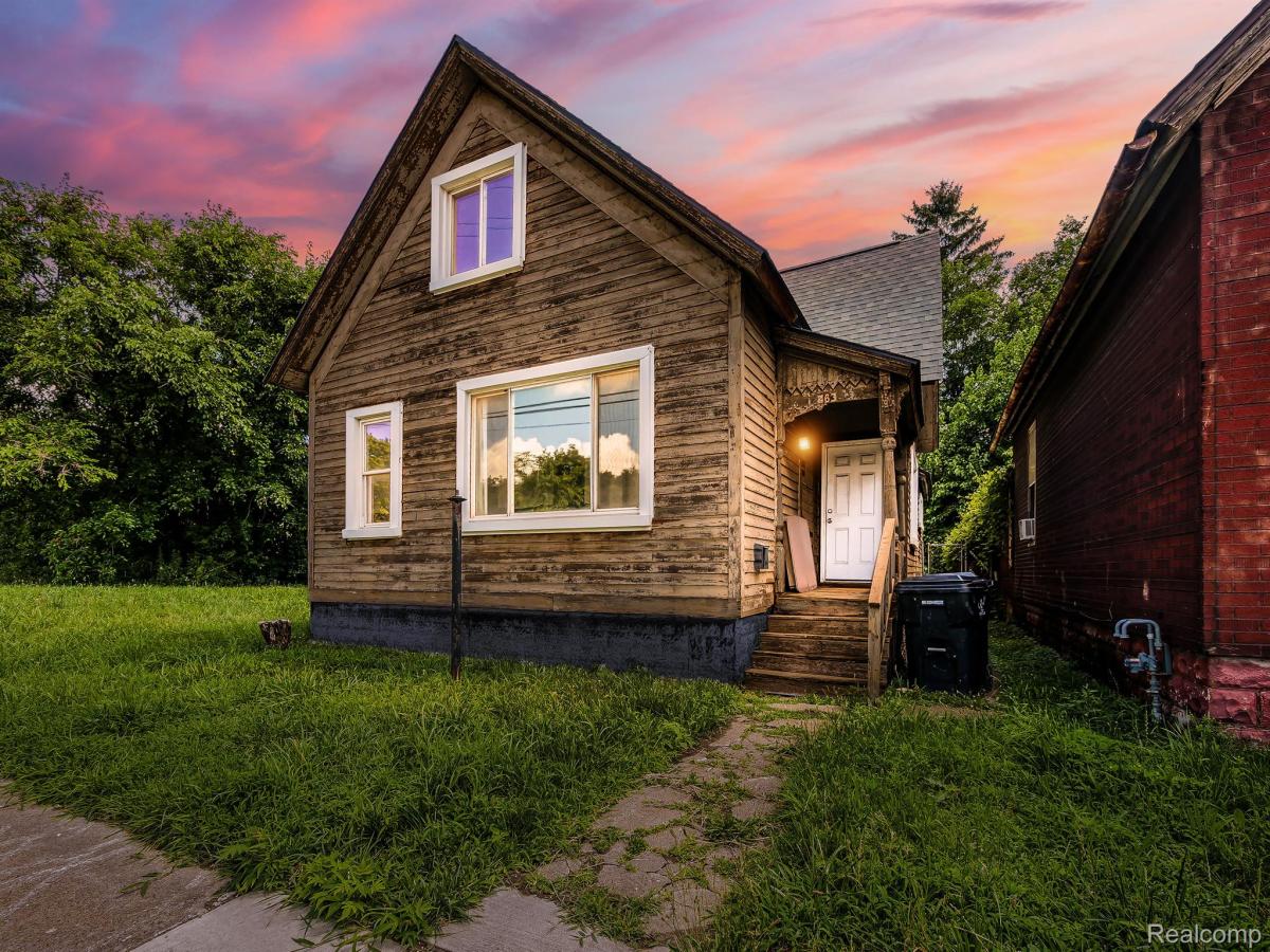 MLS #20251051037 image #0