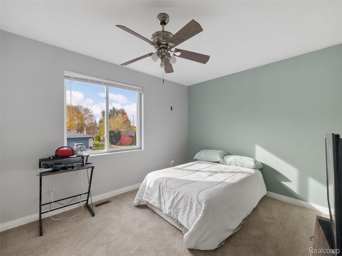 MLS #20251051192 image #0