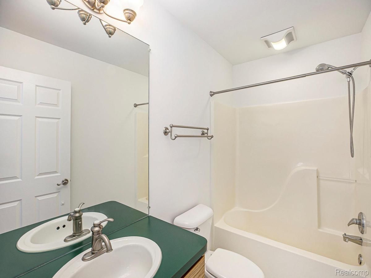 MLS #20251053744 image #0