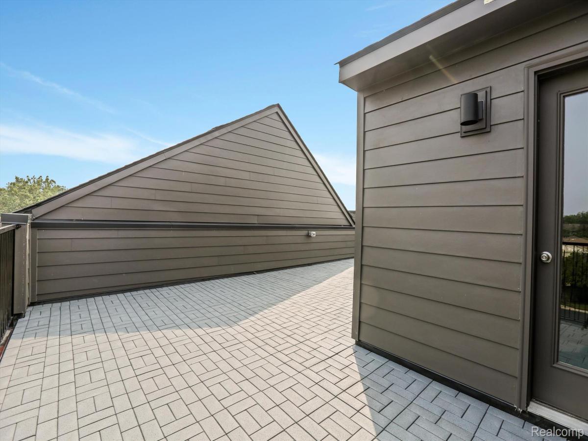 MLS #20251055897 image #0