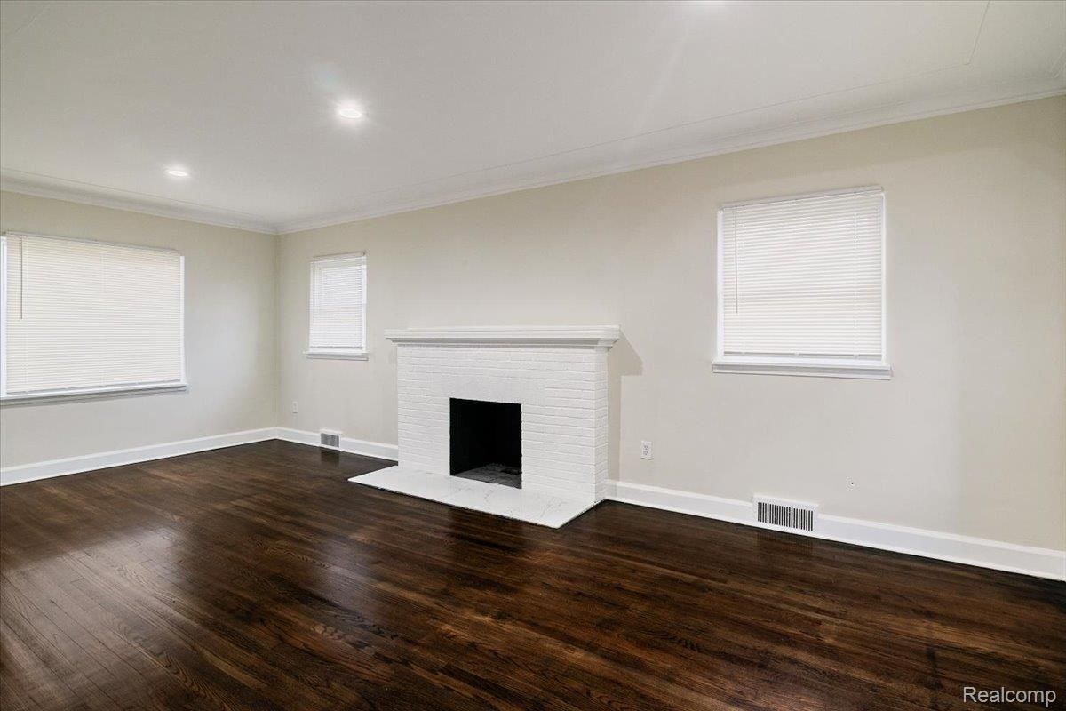 MLS #20251057381 image #0