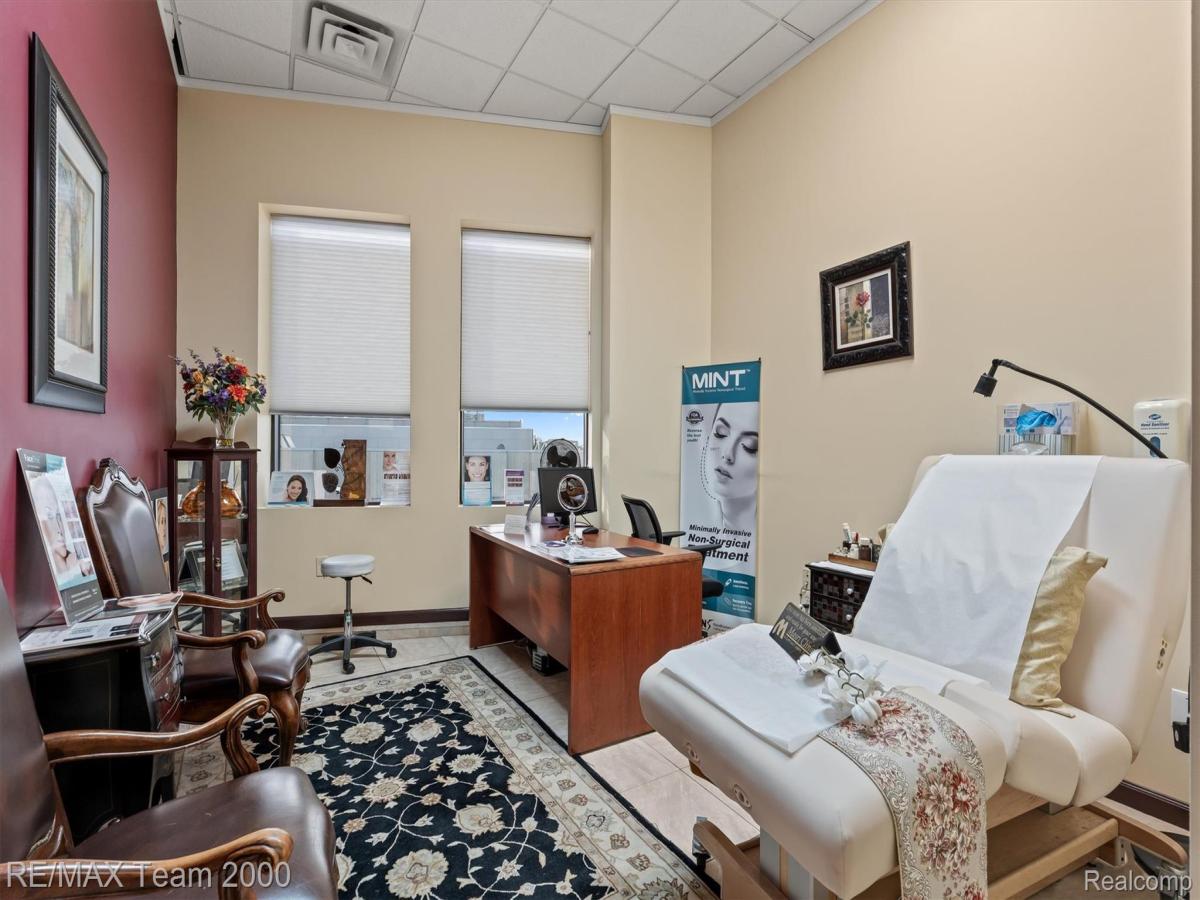 MLS #20251057840 image #0