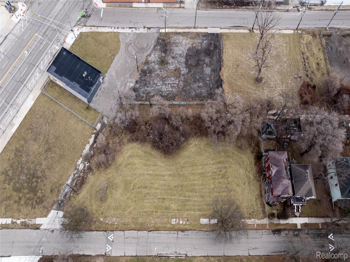 MLS #20251060372 image #0
