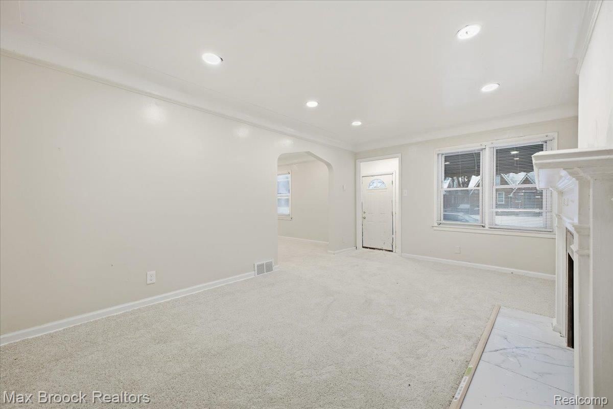 MLS #20251062055 image #0