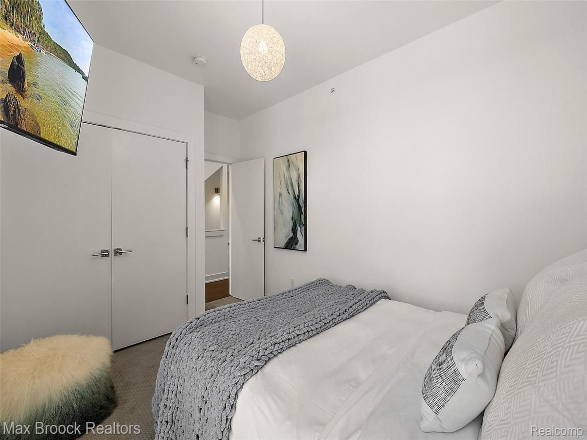 MLS #20261002379 image #0