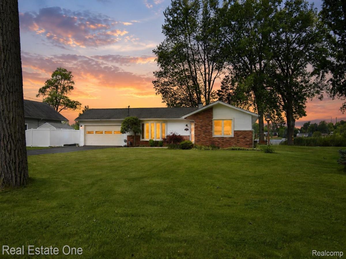 MLS #20261006361 image #0