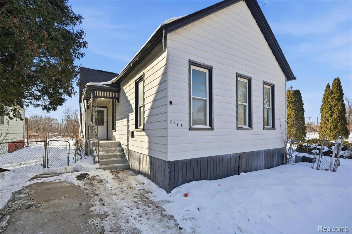 MLS #20261009343 image #0