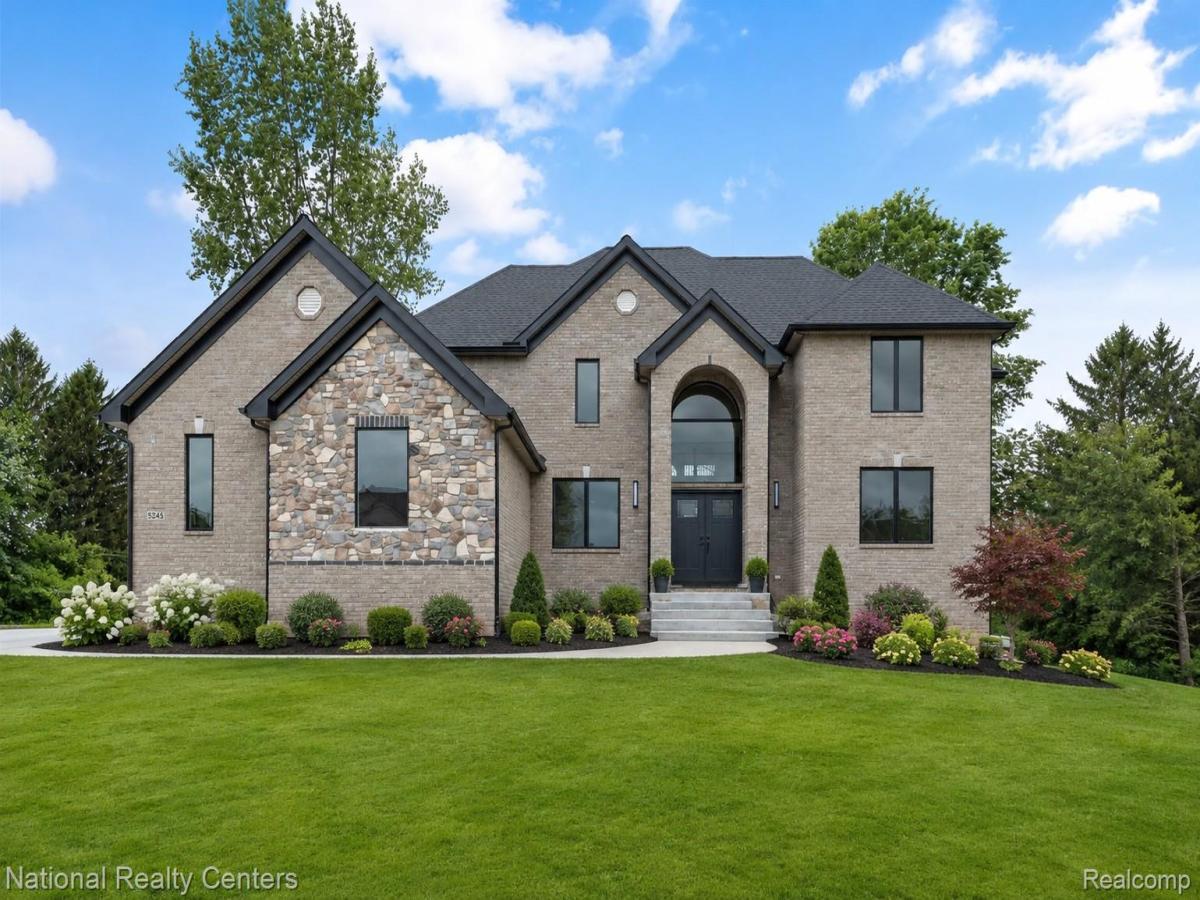 MLS #20261009761 image #0