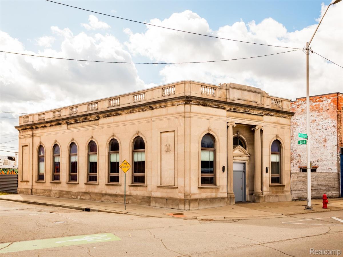 MLS #20261018515 image #0