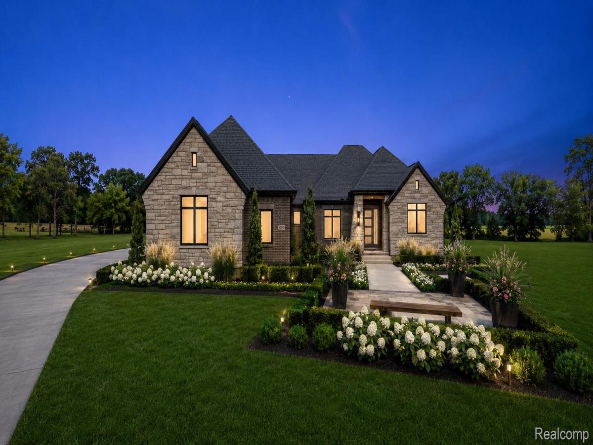 MLS #20261029346 image #0